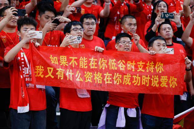 英超历史上第二次出现五队前五轮不败的情况